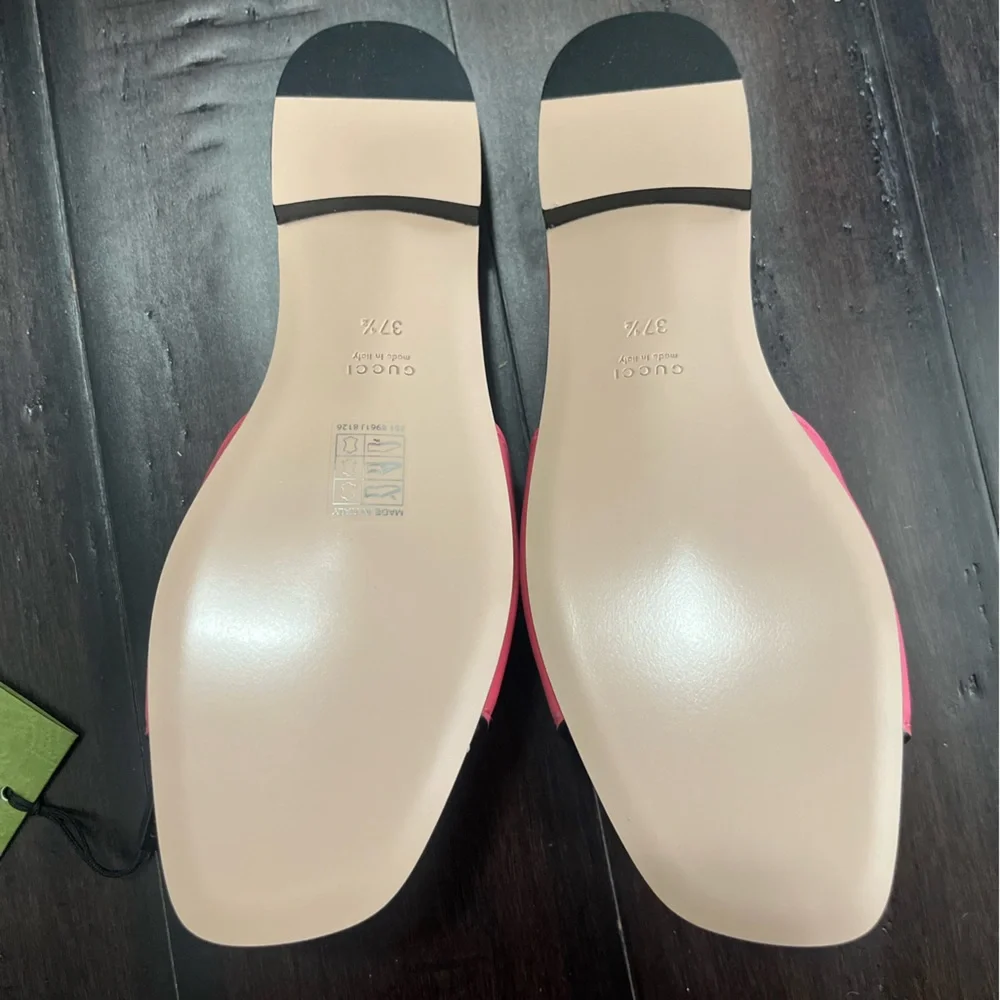 Gucci Women's Pink Slide Sandals